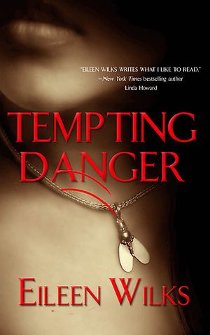[World of the Lupi 01] • Tempting Danger